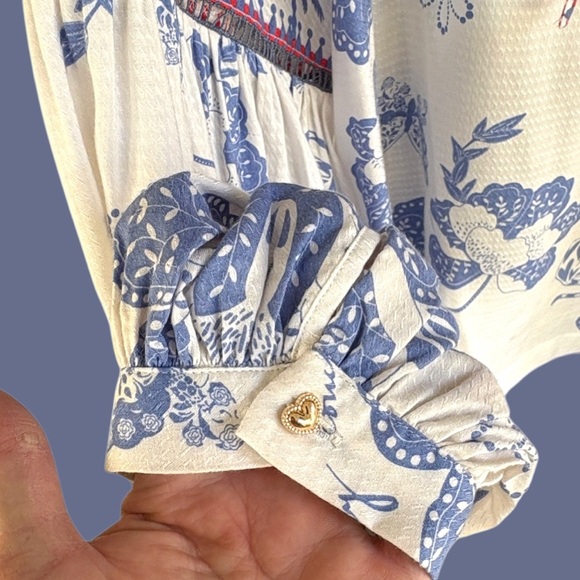 Like New Anthropologie Emily Lovelock Emma Top Medium Floral Elephant Palm Tree - Picture 6 of 11